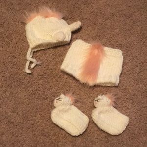 Crochet unicorn outfit (perfect for pictures)